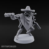 Dual Pistol Drawing Warforged Outlaw Miniature for Dungeons and Dragons, Pathfinder or other TTRPGs