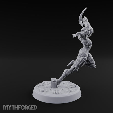 Light Feet, Heavy Edges Elf Blade Dancer B