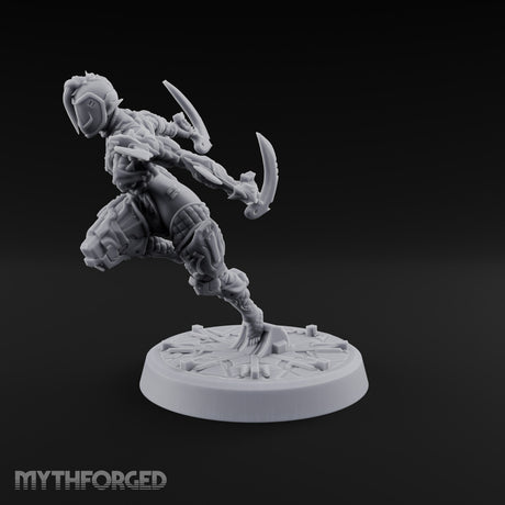 Light Feet, Heavy Edges Elf Blade Dancer E