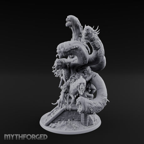 Uncoils Mid-Scream Neothelid Worm Horror — 8 Heads