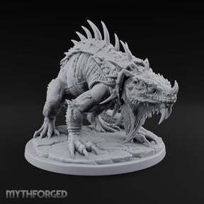 Collar Spiked, Spines Raised Giant Lizard