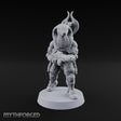 Hood Flared, Safety Off Yuan-ti Pureblood Cobra Soldier with Sci-Fi Rifle — 1