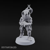 Hood Flared, Safety Off Yuan-ti Pureblood Cobra Soldier with Sci-Fi Rifle — 1