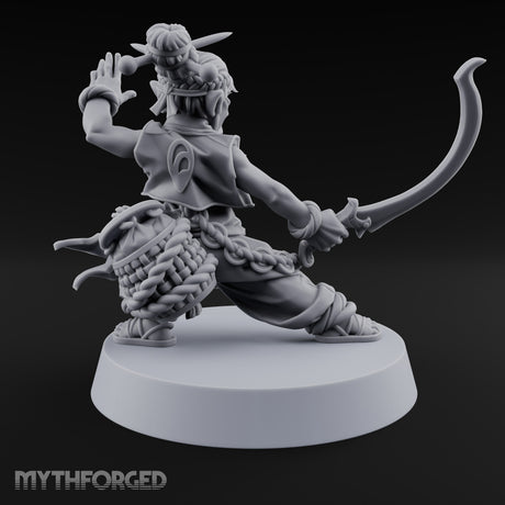 Face Covered, Basket Full Halfling Rogue — Masked · Sword