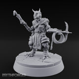 Hook And Rope Wielding Lizardfolk Climber Miniature for Dungeons and Dragons, Pathfinder or other TTRPGs