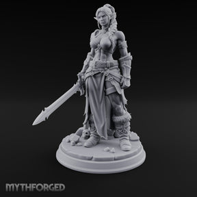 Jagged Blade Trailing Elf Warrior — 32mm