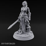 Jagged Blade Trailing Elf Warrior — 75mm