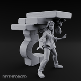 Juggling Heads Human Entertainer Miniature for Dungeons and Dragons, Pathfinder or other TTRPGs