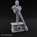 Mace-Leaned Pauldron-Plated Knight Training Shield Dummy gallery 1
