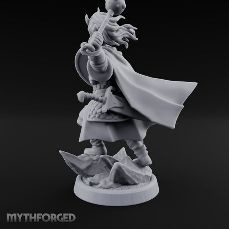 Mace Smashing Shield Bracing Reef Knight Miniature for Dungeons and Dragons, Pathfinder or other TTRPGs