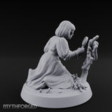 Magnifying Glass Raised Human Monster Hunter Miniature for Dungeons and Dragons, Pathfinder or other TTRPGs