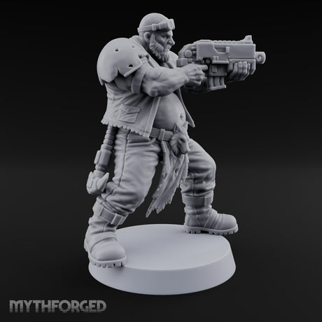 Hard to Follow Human Raider Pack Leaders — A · Plasma Pistol & Combat Knife + Combat Knife