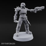 Hard to Follow Human Raider Pack Leaders — B · Plasma Pistol & Combat Knife + Combat Knife