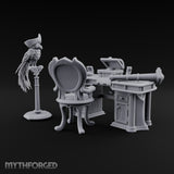 Squid Desk, Parrot Witness Wooden Pirate Captain's Desk