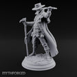 Pistol Aiming Staff Gripping Human Witch Hunter — 32mm