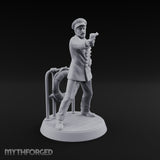 Pistol Levelled Human Captain Miniature for Dungeons and Dragons, Pathfinder or other TTRPGs