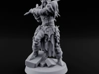 Blade Thrusting Drow Knight B turntable