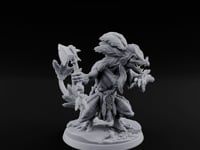 Leaf And Bone Adorned Lizardfolk Shaman B turntable