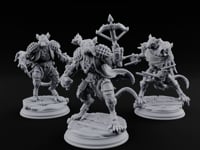 Scurrying Blade Wielding Ratfolk Warriors turntable