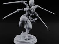 Four Blades Spinning Oni Bladedancer turntable