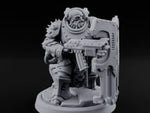 Shield Bracing Gun Toting Space Dwarf Trooper H turntable