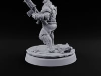 Spikes, Smoke and Scripture Human Spiked-Armour Soldier E turntable