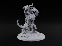 Crowns of Horn, Hearts of Ruin Lizardfolk Polearm Warrior E turntable