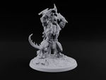 Crowns of Horn, Hearts of Ruin Lizardfolk Polearm Warrior E turntable