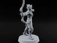 Winged Crowns, Steady Draw Elf Archer B turntable