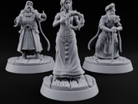Verdict Pending, Wreath in Hand Human Noble Judges turntable
