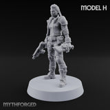 Wasteland Welcome Committee Human Raider H — Auto Pistol & Cleaver