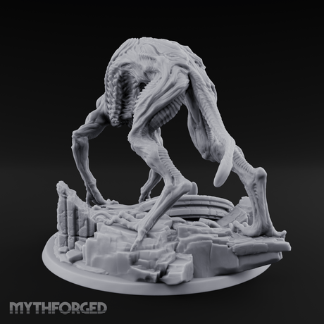 Coiled Over Wreckage R'yleh Sentinel