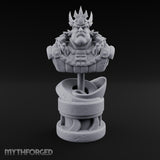 Stern Gaze, Spiked Crown Royal King Bust Display