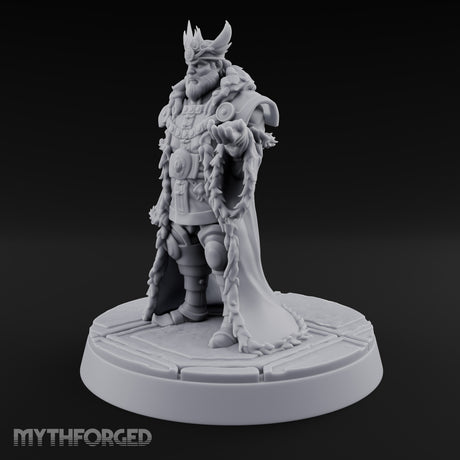 Crowns Heavy, Court Waiting Human King A