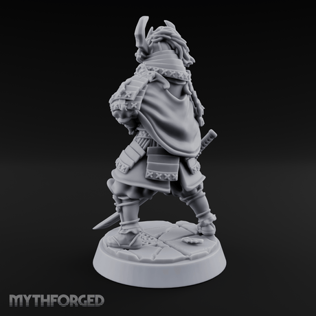 Armoured Horns High Commanding Shogun Miniature for Dungeons and Dragons, Pathfinder or other TTRPGs