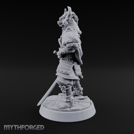 Armoured Horns High Commanding Shogun Miniature for Dungeons and Dragons, Pathfinder or other TTRPGs