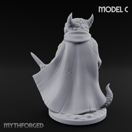 Sneaky Blade Wielding Kobold Rogue C Miniature for Dungeons and Dragons, Pathfinder or other TTRPGs