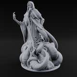 Writhing Beneath The Robes Eldritch Star Seer Miniature for Dungeons and Dragons, Pathfinder or other TTRPGs
