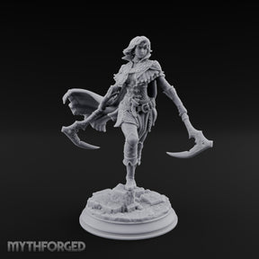 Twin Axes Spreading Human Warrior — 32mm
