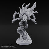 Twin Blades Spreading Lizardfolk Assassin gallery 1